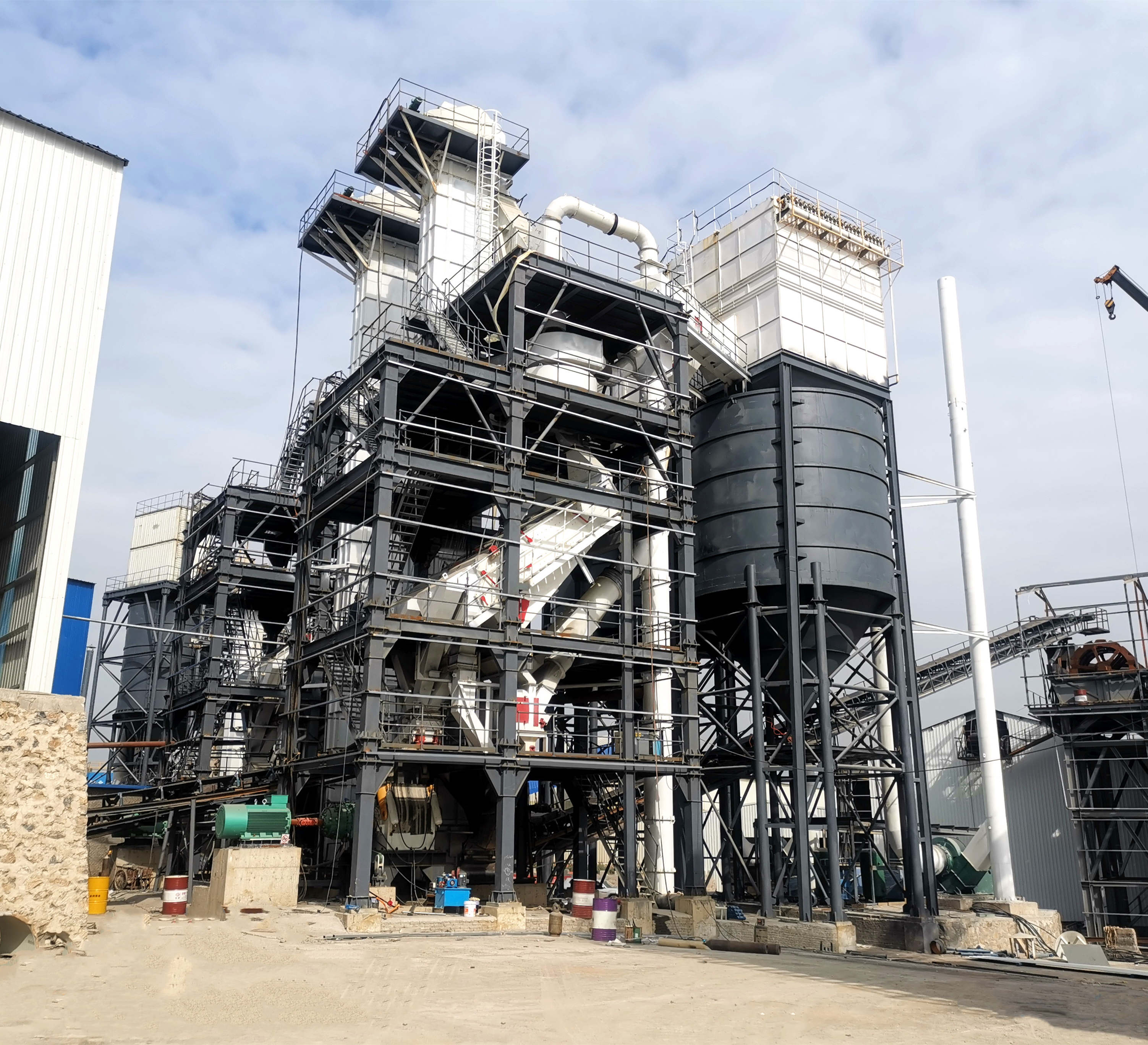 唐山金路干法制砂樓，助力高品質(zhì)機(jī)制砂生產(chǎn)