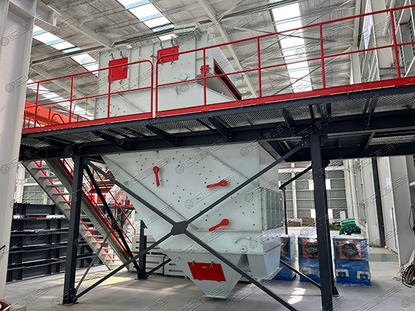 高頻篩，細物料篩分專家，效率高還不堵孔